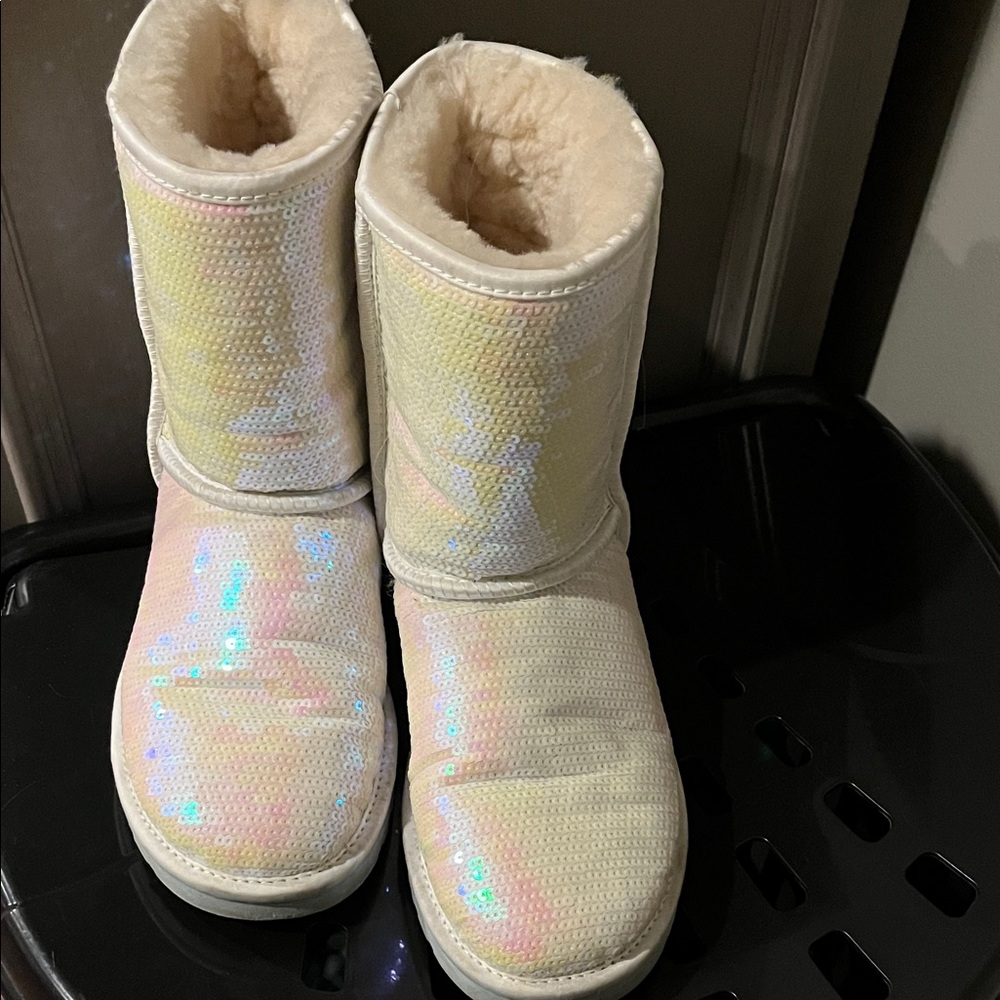 UGG  women’s Glitter Boots - Cream and Iridescen